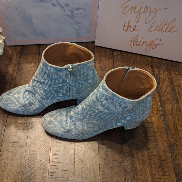 Aquazzura Brooklyn Embroidered Denim Blo… - Picture 3 of 8